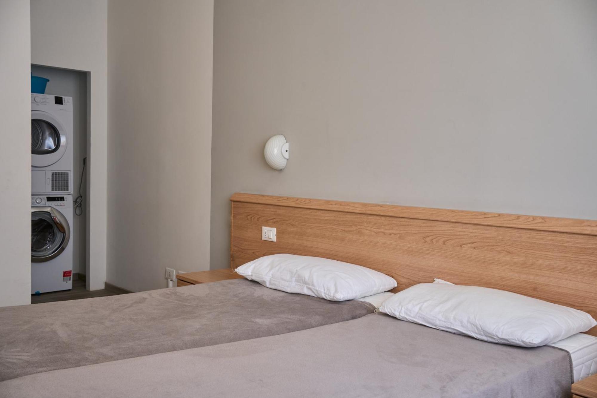 Appartamento Diplomatic-residence Fronte Mare-piazza Torino-lido Di